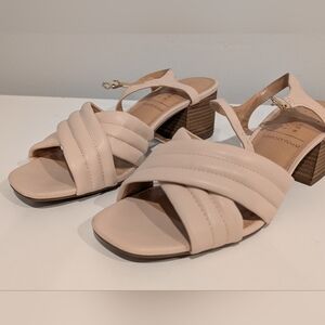 LC Lauren Conrad Fondant Women's Blush Memory Foam Heeled Sandals